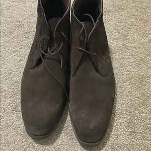 Banana Republic Dark Brown Suede Chukkas 9 men’s